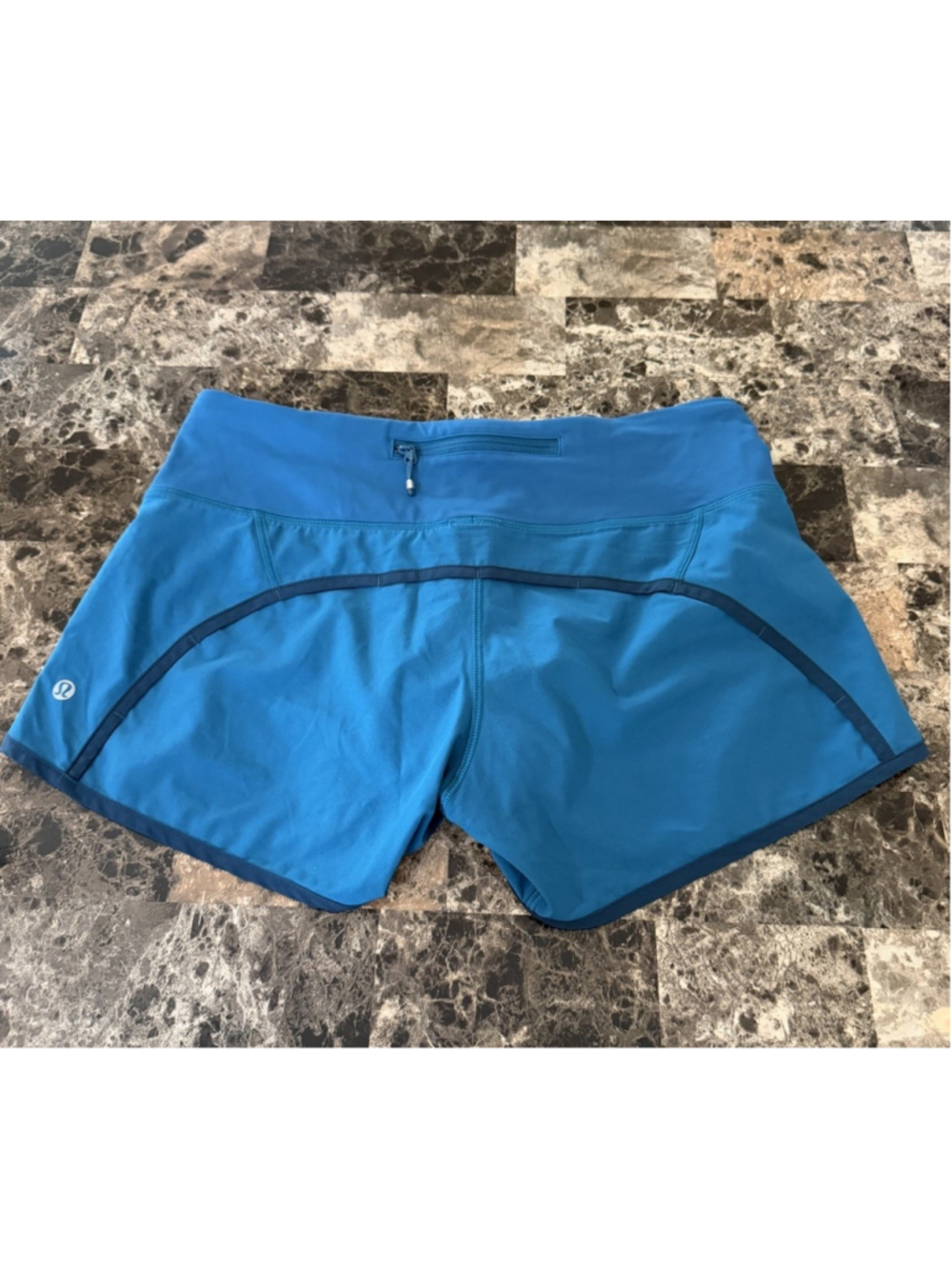 LULULEMON RUN TIMES SHORT 3.5” TEAL COLOR SIZE 6 WASIT 15” - Picture 4 of 8